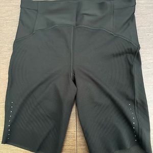 SenseKnit High-Rise Run Short 8 inches- Black - size 10